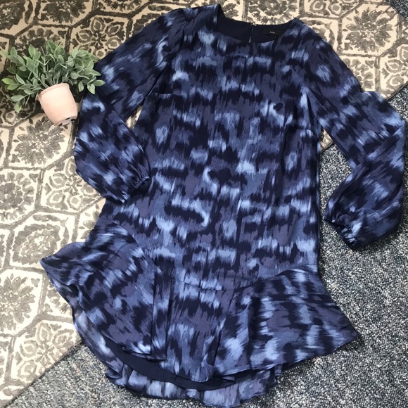 BCBGMaxAzria Dresses & Skirts - BCBG Maxazria 💙☁️ Pacific Blue Cloud Dress